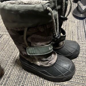 L.L. Bean Kids Black and Olive Green Winter Boots